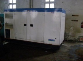 赣州康明斯150kw大型柴油二手发电机组